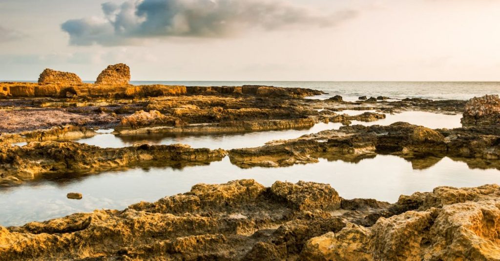 Rock Pools - Rock Pools in Tunisia